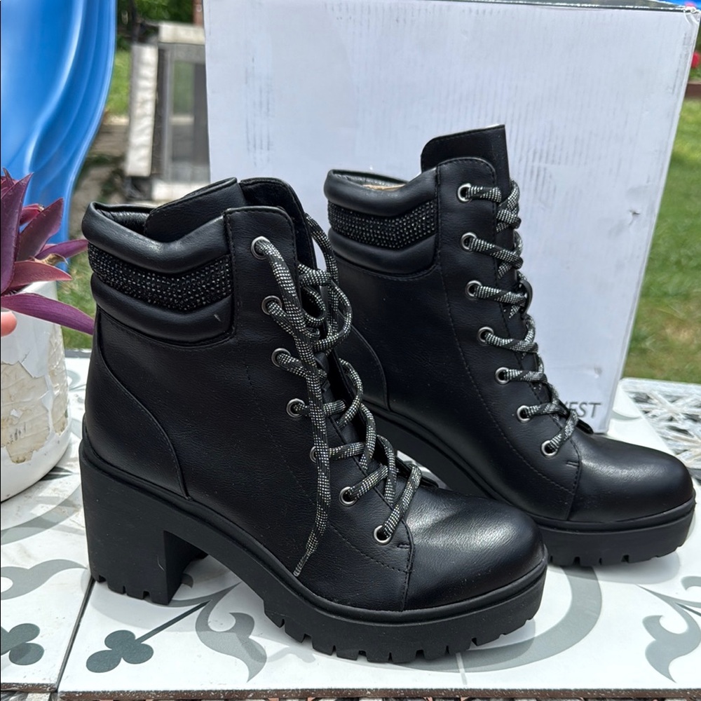 Nine West Quona Black Lace Up Boots size 8 - Picture 4 of 9